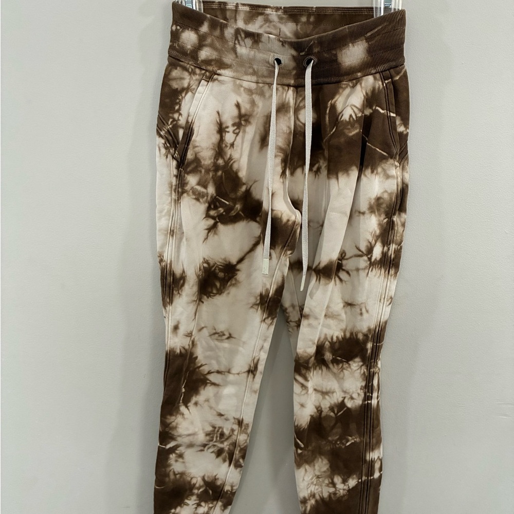 Lululemon Athletica Tan Joggers